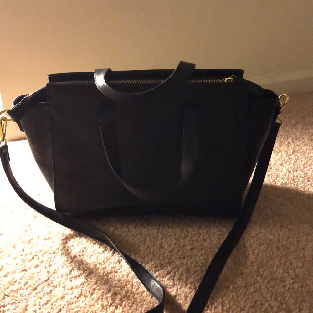 Medium Black Tote